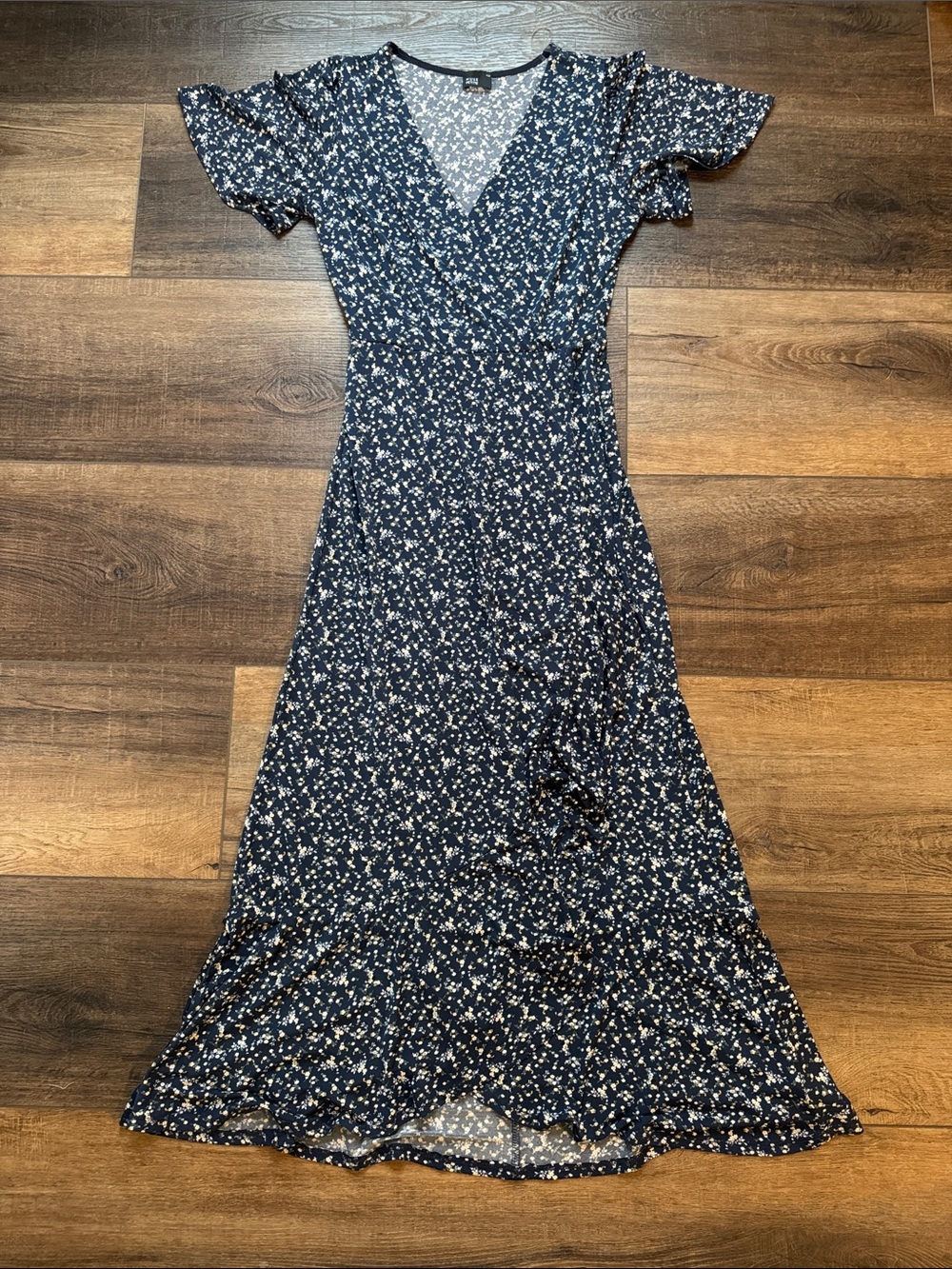 Muse Navy Floral Wrap-Style Maxi Dress XSP